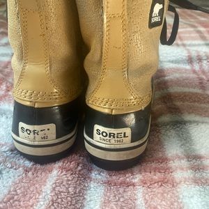 Sorel winter boots